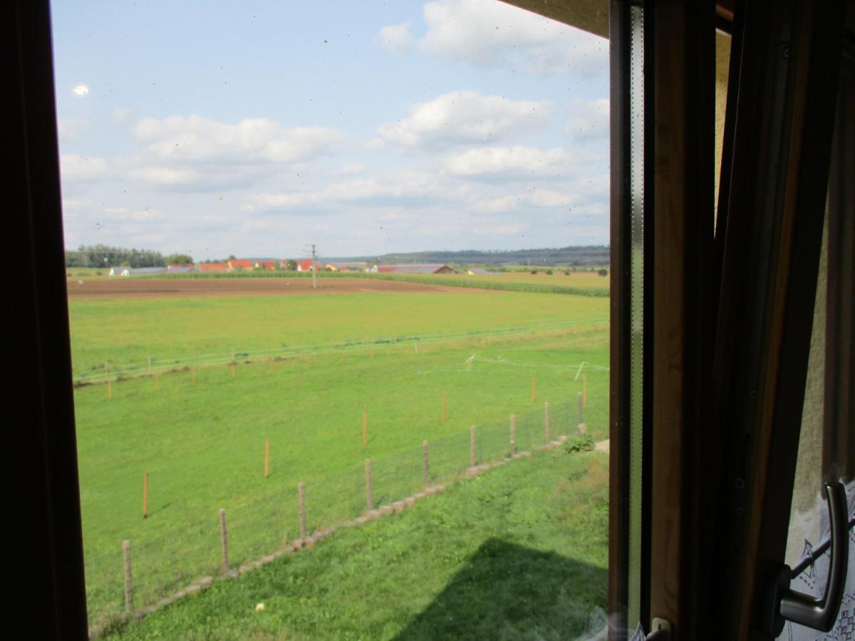 Ferienwohnung Roesch Feuchtwangen Dış mekan fotoğraf
